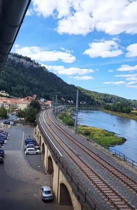 Elbblick Appartement Königstein an der Elbe Buitenkant foto